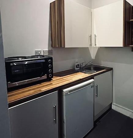 5 Star Luxury Studio Apartment, Big Smart Tv, Wifi, Liverpool City Centre, Easy Access Lock Box Entry! Esterno foto